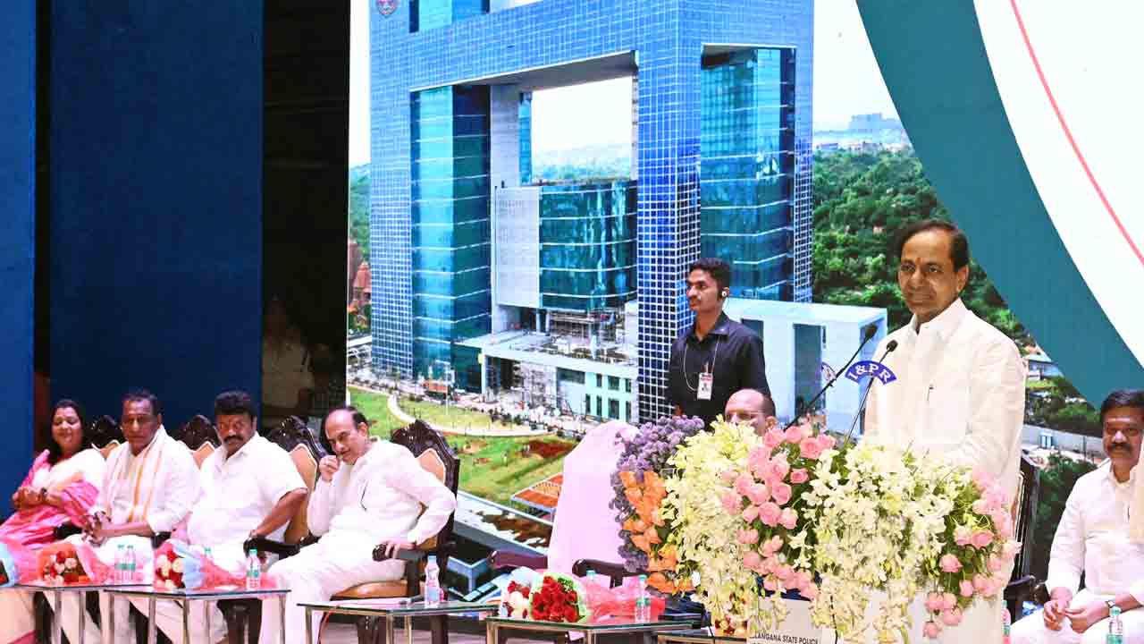 కొలువుదీరిన కమాండ్‌ కంట్రోల్‌ సెంటర్‌!