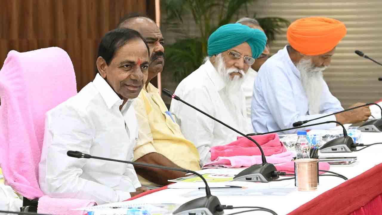 రైతు సంఘాల నేతలతో రెండో రోజు సమావేశమైన సీఎం కేసీఆర్‌