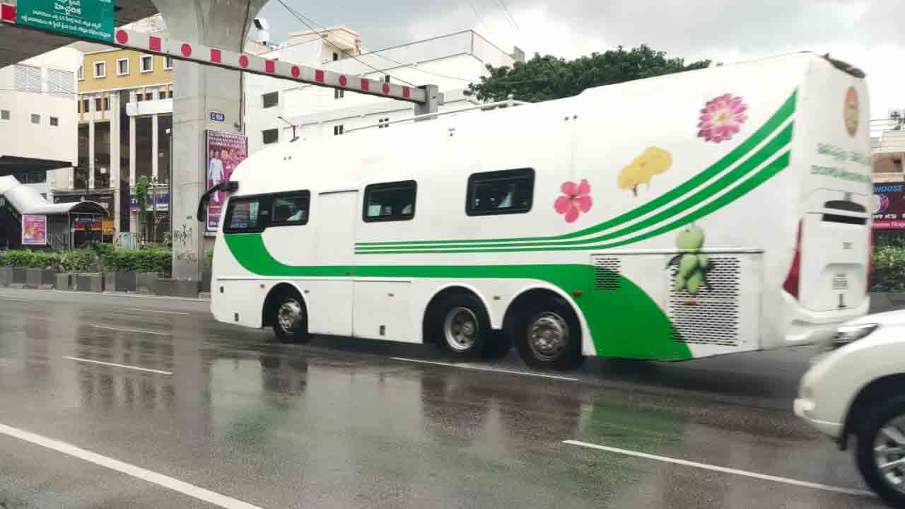 మునుగోడు ప్రజాదీవెన సభకు బయలుదేరిన సీఎం కేసీఆర్‌