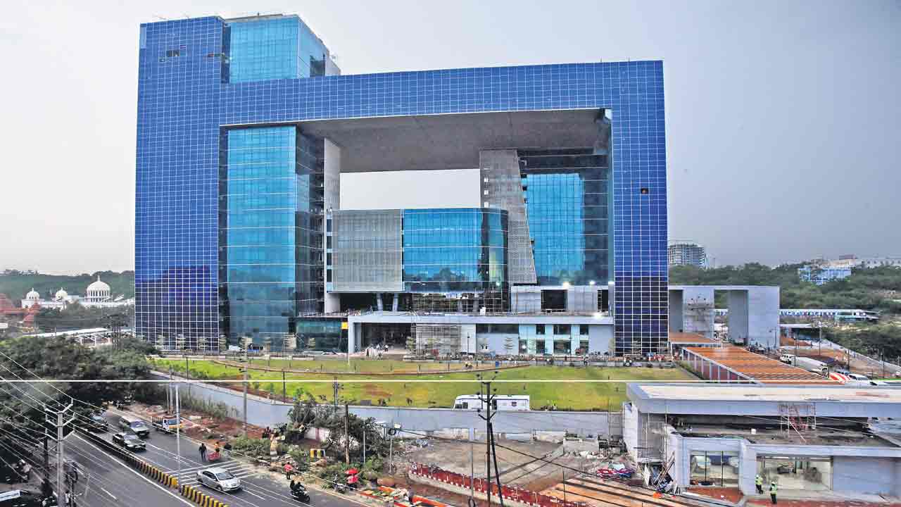 మకుటంలో మరో కలికితురాయి