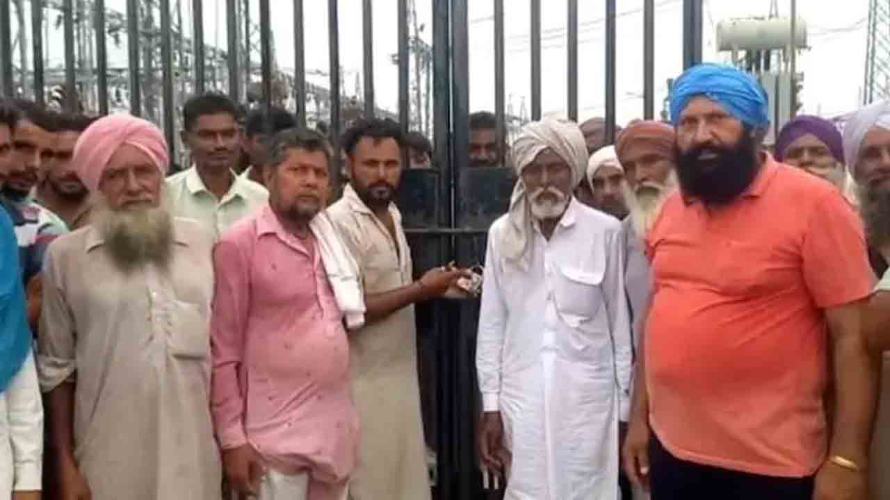 కరెంట్‌ ఆఫీసుకు తాళాలు