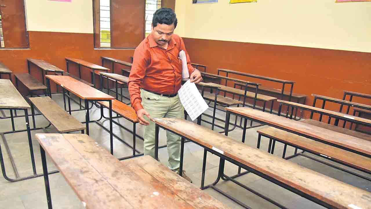 నేడు ఎస్సై ప్రిలిమ్స్‌ పరీక్ష