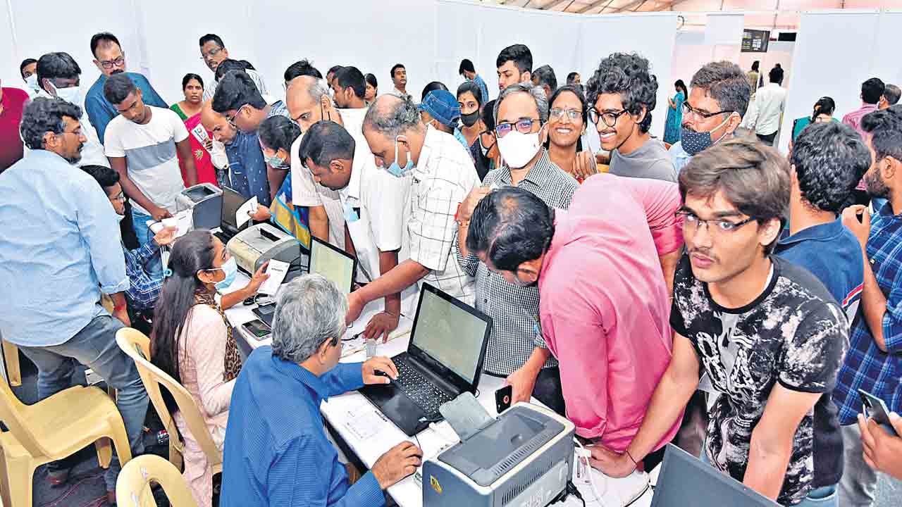 ఏ కోర్సు మేలు? ప్లేస్‌మెంట్‌ ఎలా?