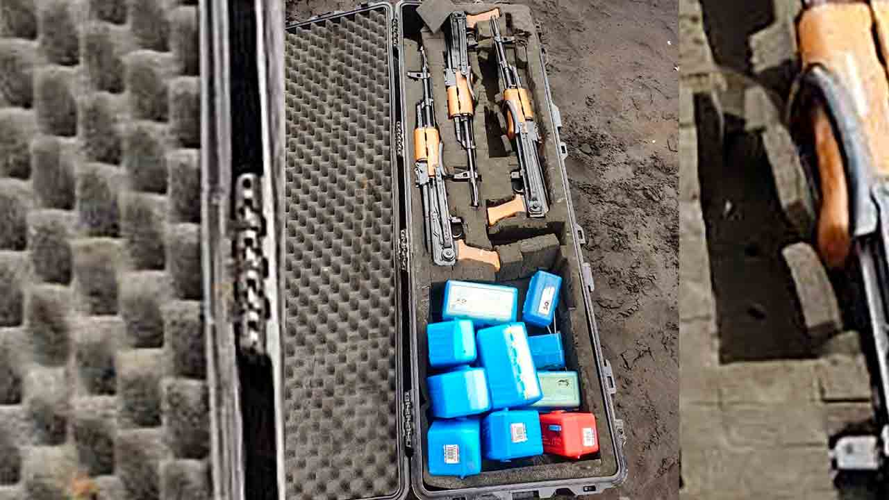 ముంబై తీరంలో తుపాకుల బోటు