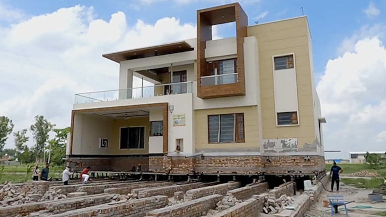 సొంతింటి సాకారంలో పెద్ద ప‌ట్నాల కంటే చిన్న టౌన్‌లే ఫ‌స్ట్‌!