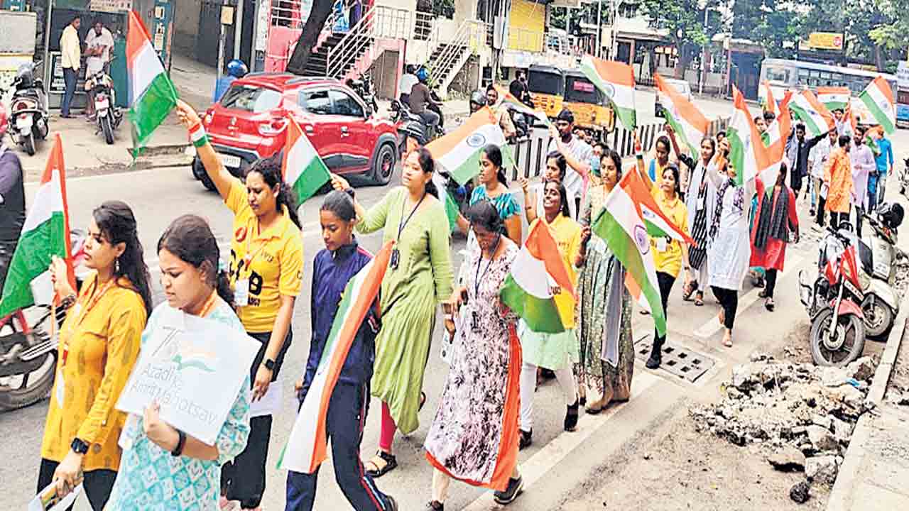 జోరుగా ఫ్రీడమ్‌ ర్యాలీలు