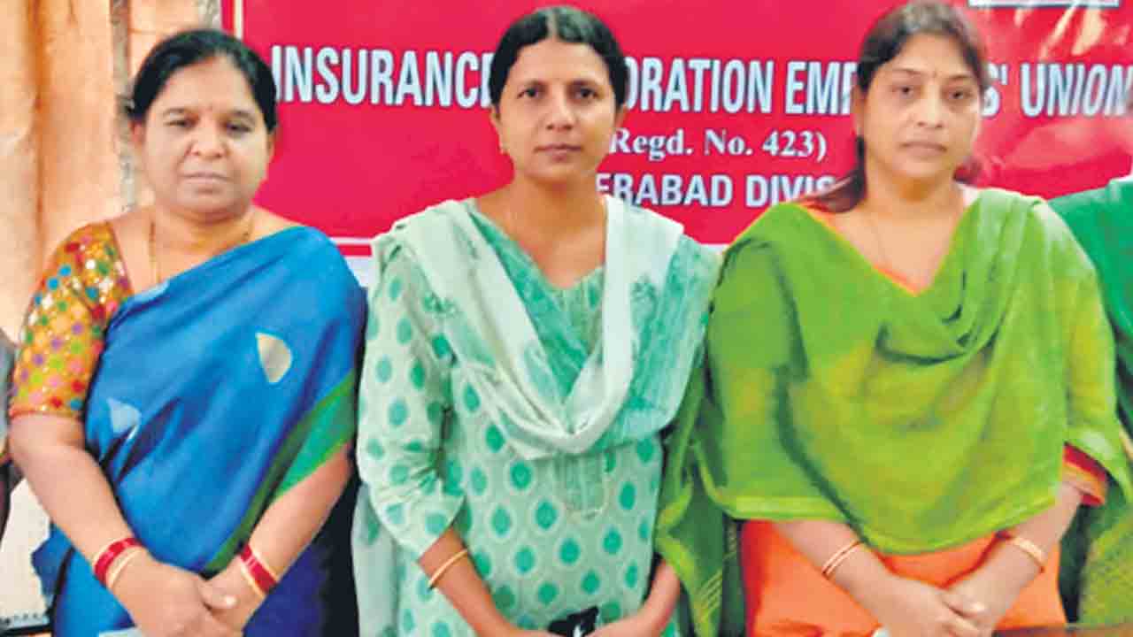 అత్యాచారం చేసినవాళ్లకు క్షమాభిక్షనా..?