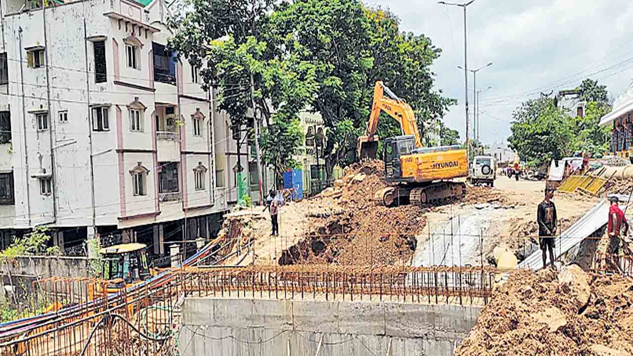 దోమల నియంత్రణే లక్ష్యంగా..