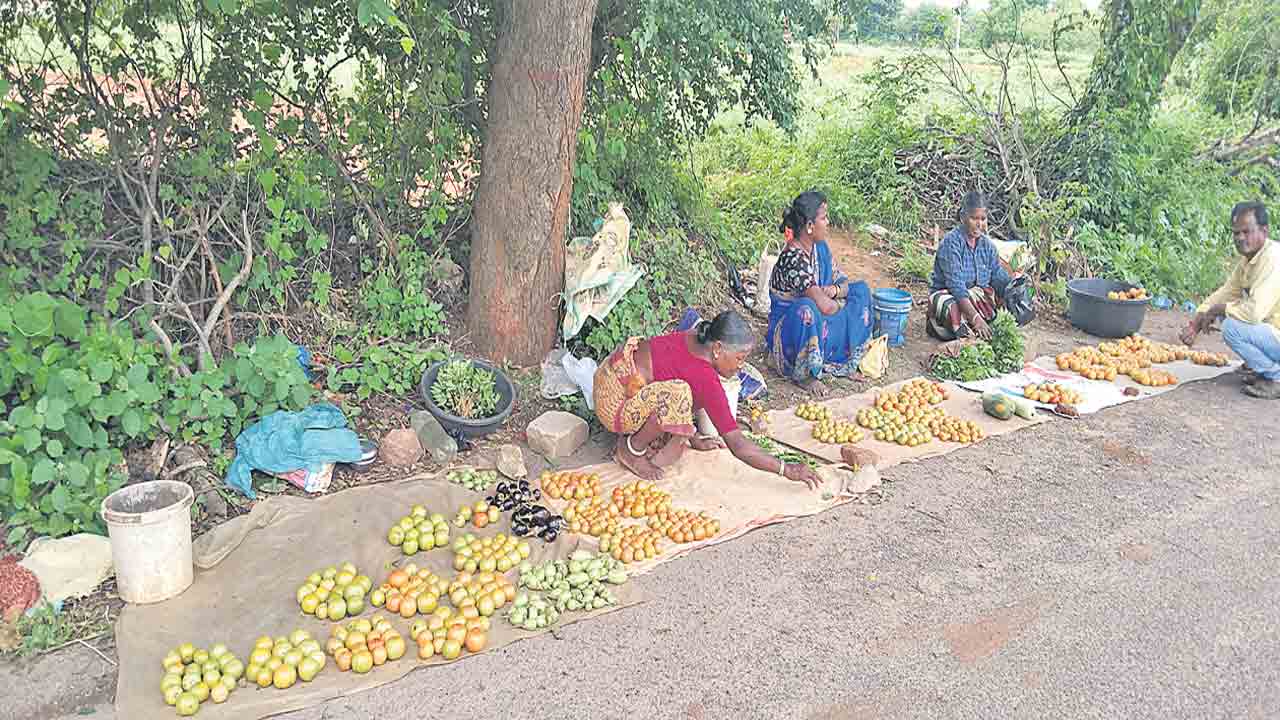 పండించిన చోటే అమ్మకాలు