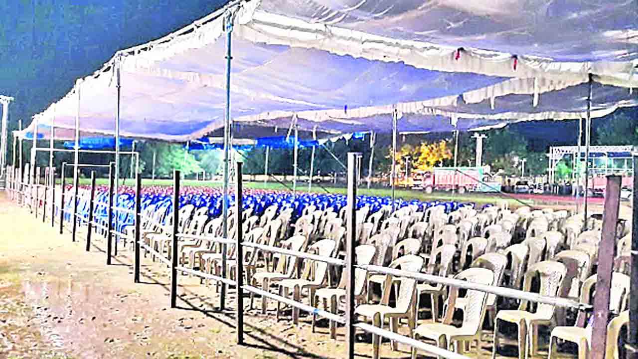 పంద్రాగస్టు వేడుకలకు ముస్తాబు