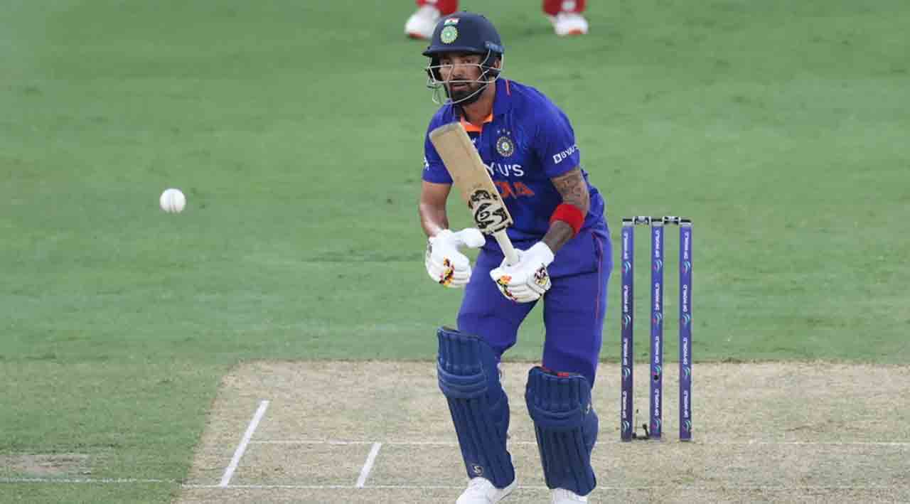 IND vs HK | రెండో వికెట్ కోల్పోయిన టీమిండియా.. రాహుల్ అవుట్