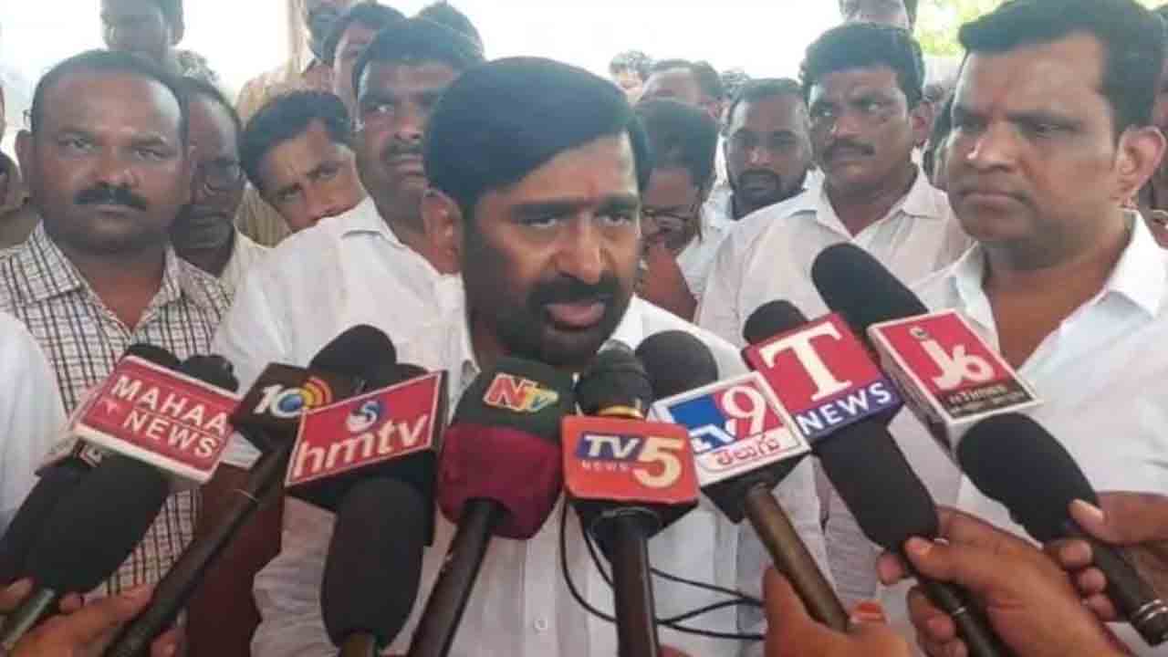 కేంద్రం కనుసన్నల్లోనే రాష్ట్రంలో అలజడులు..