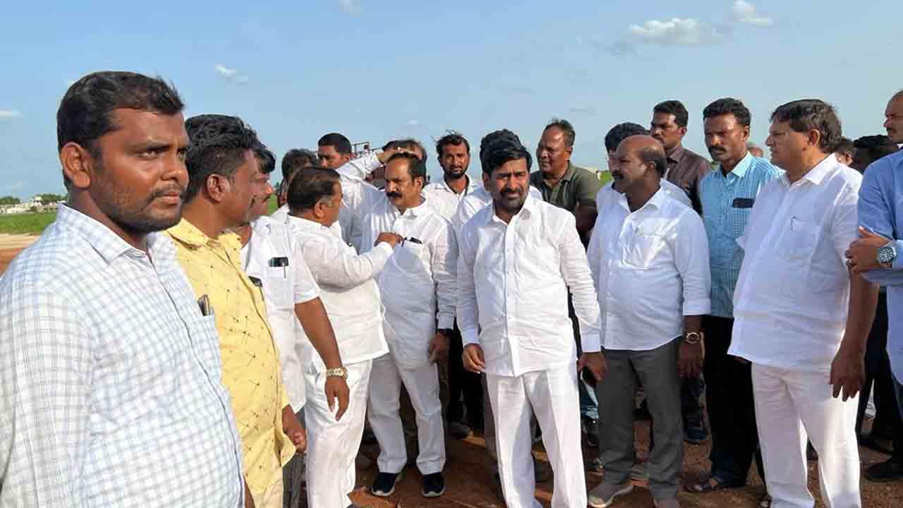 మునుగోడు ప్రజల ప్రశ్నలకు రాజగోపాల్‌రెడ్డి సమాధానం చెప్పాలి : జగదీశ్‌రెడ్డి