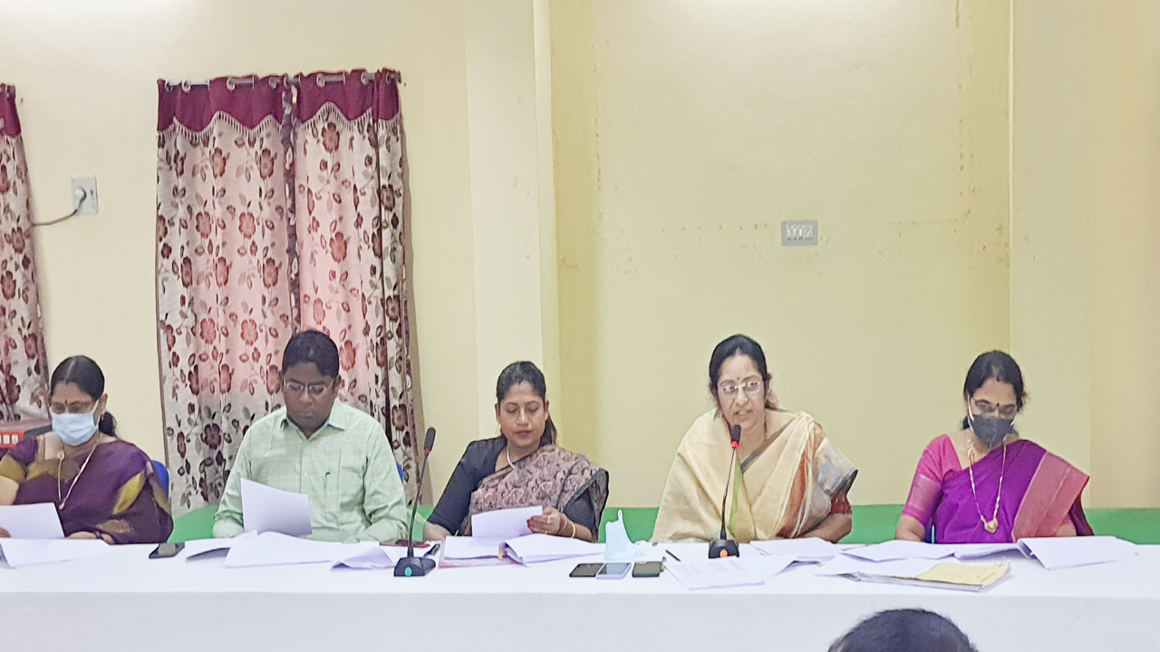 పెండింగ్‌ కేసుల పరిష్కారానికి చొరవ చూపాలి