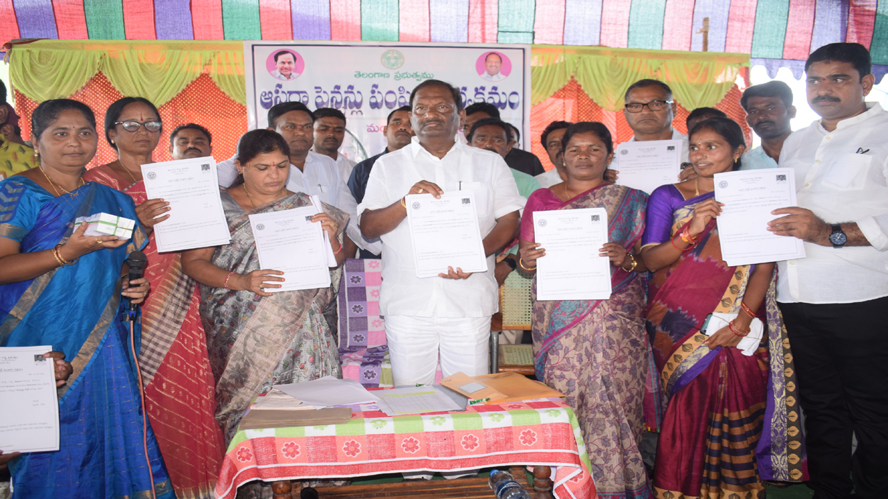 ఉచిత కరంటా.. మోటర్లకు మీటర్లా..?