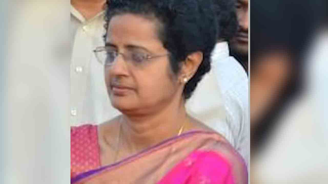Kantamaneni Uma Maheswari | ఎన్టీఆర్ కూతురు ఉమామహేశ్వరి కన్నుమూత