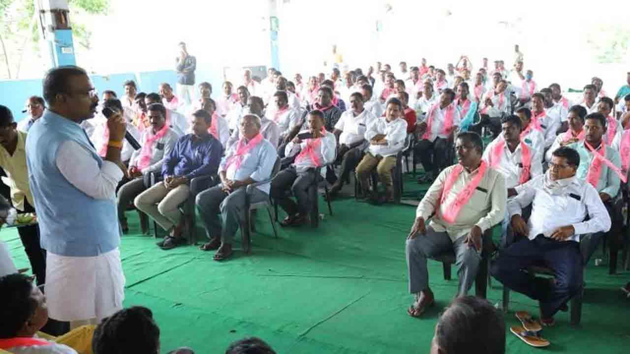 లక్ష మందితో సీఎం కేసీఆర్‌కు కృతజ్ఞత