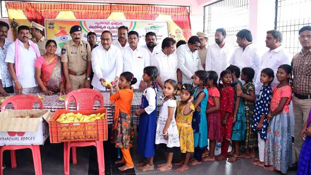 వైభవంగా వజ్రోత్సవాలు