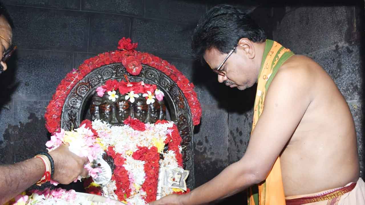 Srisailam Shashti Special Puja | శ్రీ‌శైలంలో షష్టి ప్రత్యేక పూజలు.. పరివార దేవతలకు అభిషేకాలు