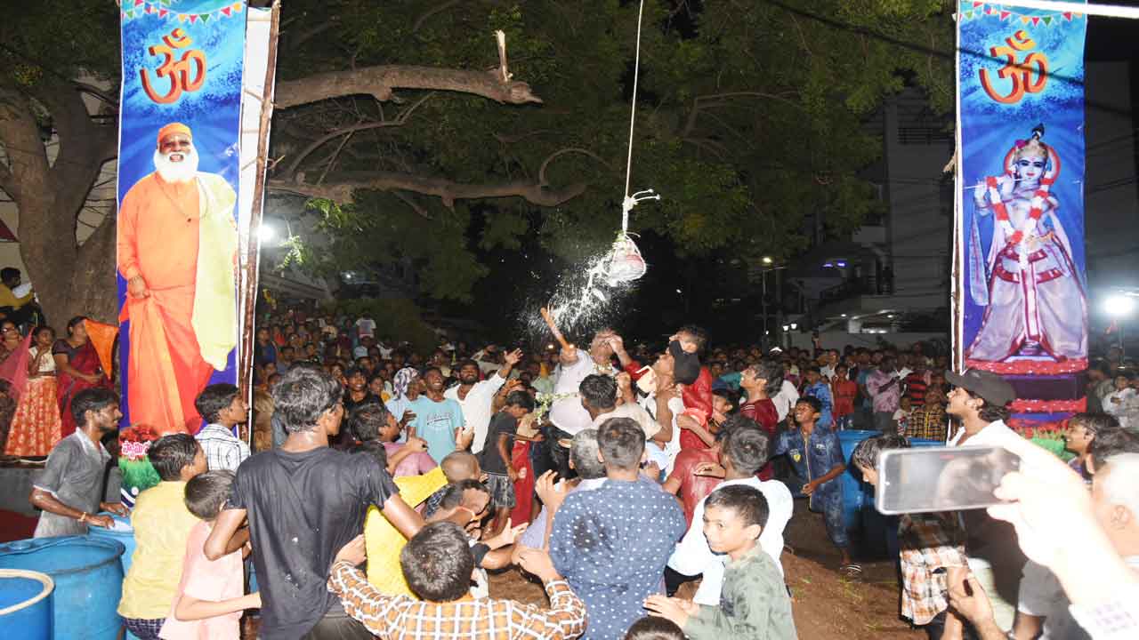 ఘనంగా కృష్ణాష్టమి వేడుకలు