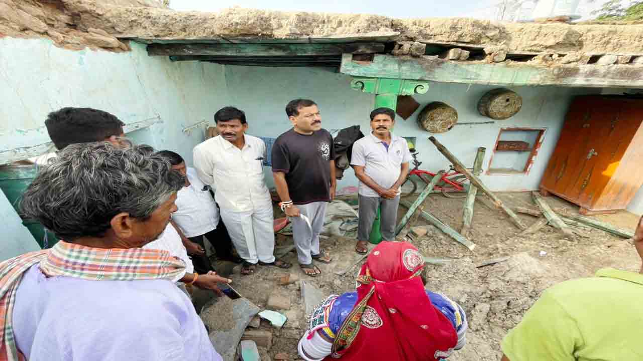 ప్రతి తండాను అభివృద్ధి చేస్తాం