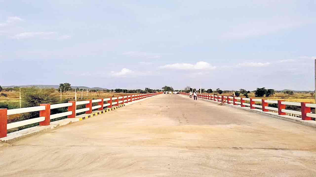 రాజ్‌పేట బ్రిడ్జి నిర్మాణం పూర్తి