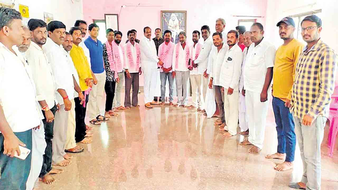 టీఆర్‌ఎస్‌తోనే అభివృద్ధి