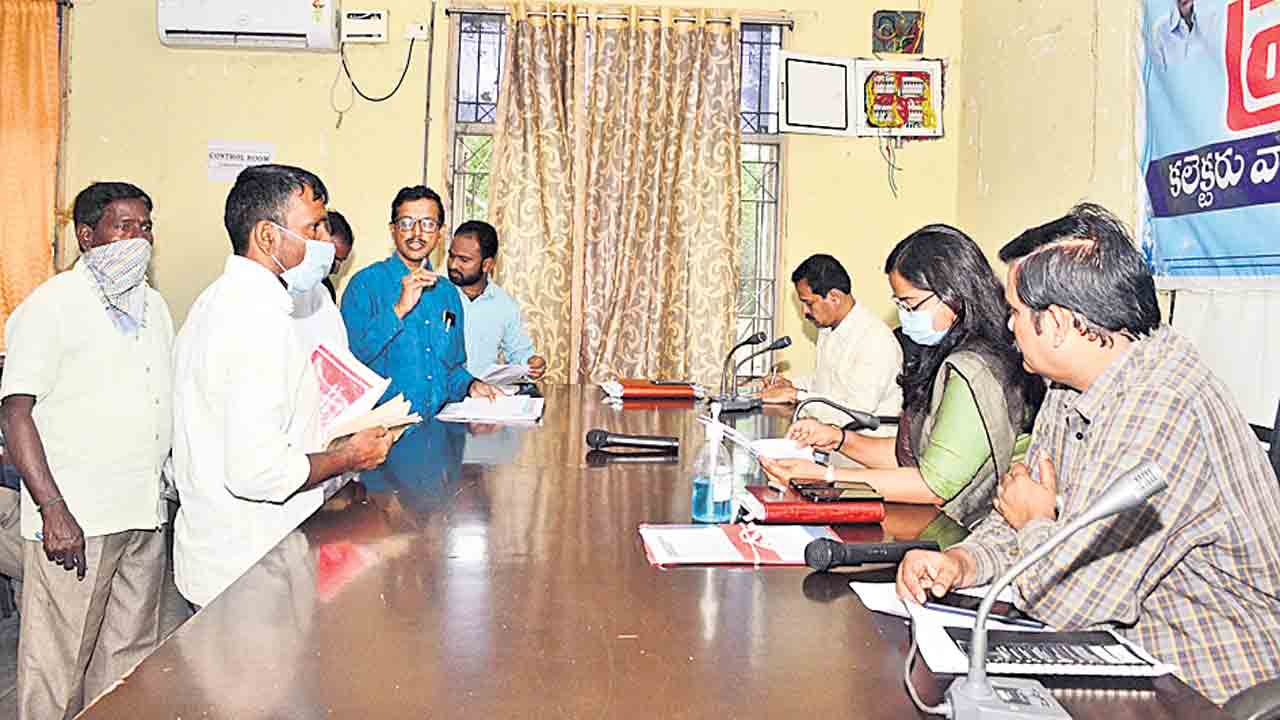 ప్రజావాణి సమస్యలను వెంటనే పరిష్కరించాలి