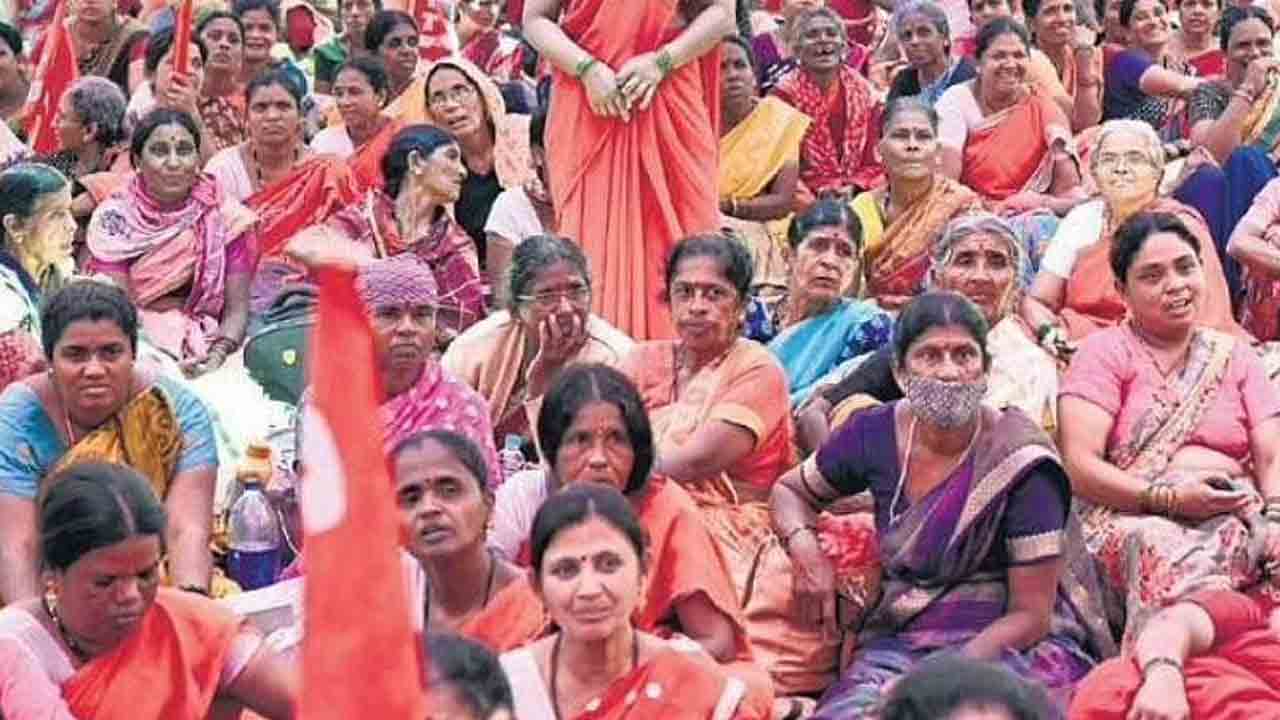 జీతాలివ్వండి సారూ..