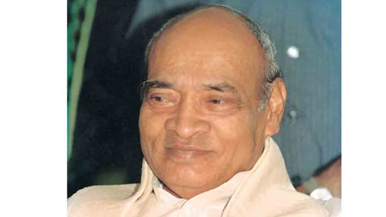 రాజ్యాంగానికి పునాది ‘క్విట్‌ ఇండియా’