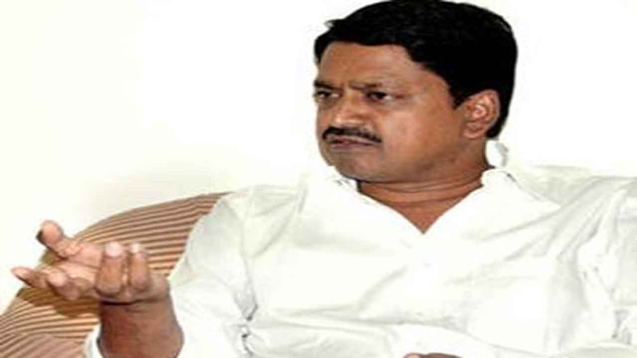 ప్రాణహాని ఉన్నదని చెప్తున్నా పట్టించుకోవడంలేదు: పయ్యావుల కేశవ్