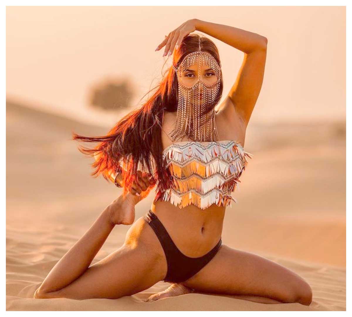 Pooja Bhalekar | డిఫ‌రెంట్ లుక్స్‌లో క‌వ్విస్తున్న ఆర్జీవీ హీరోయిన్ పూజా భలేకర్..