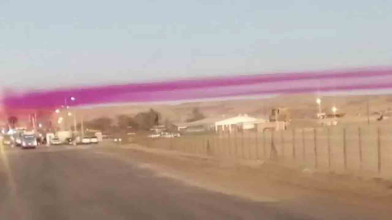 Viral Photo | ఆకాశంలో పర్పుల్ మేఘం.. ఆశ్చర్యపోయిన ప్రజలు!