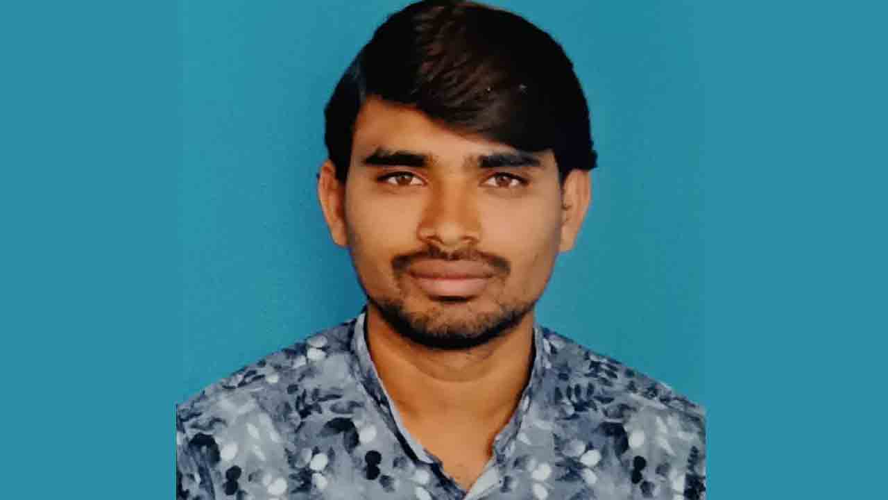 మోసానికి బలి.. బావిలో దూకి ఆత్మహత్య చేసుకున్న ఆర్‌ఎఫ్‌సీఎల్‌ మాజీ కార్మికుడు