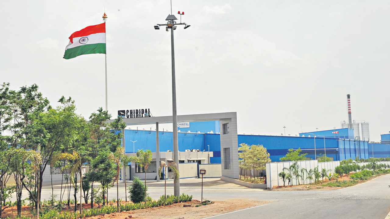 రంగారెడ్డి జిల్లాలో1,473 పరిశ్రమలకు అనుమతులు