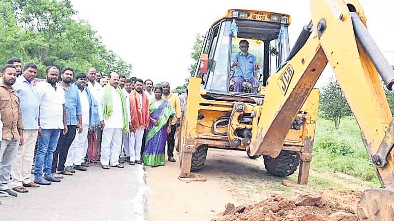 అద్భుత రహదారులతో అభివృద్ధి వేగవంతం