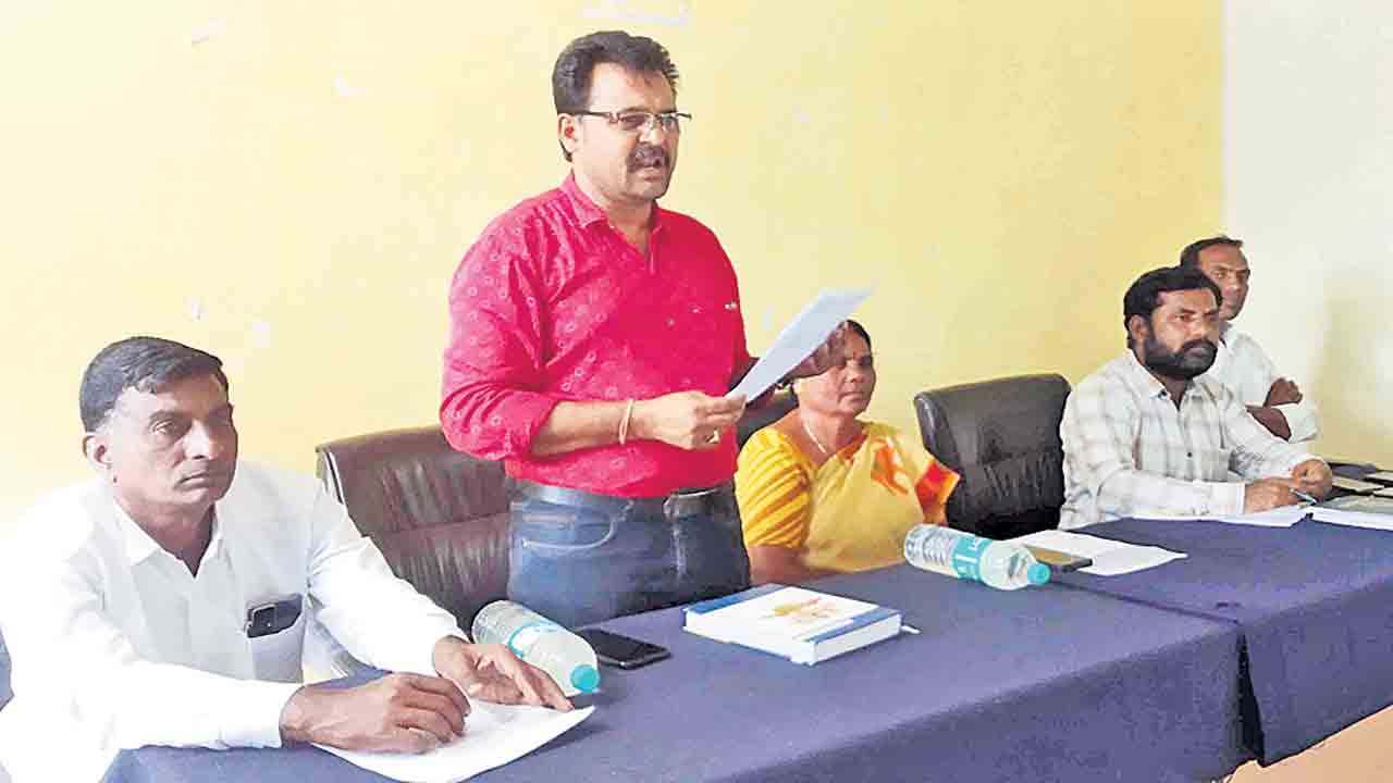 వజ్రోత్సవాలను ఘనంగా నిర్వహించాలి