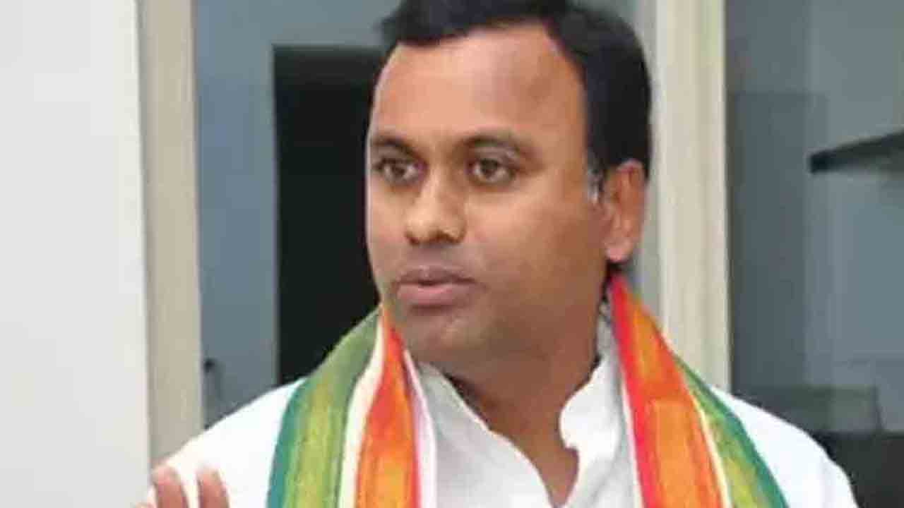 రేవంత్ రెడ్డిపై నిప్పులు చెరిగిన‌ కోమ‌టిరెడ్డి రాజ‌గోపాల్ రెడ్డి