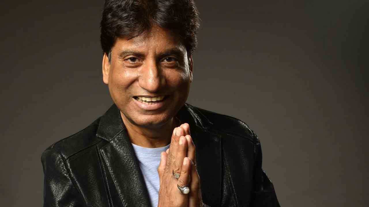 వెంటిలేటర్పై కమెడియన్ శ్రీవాస్తవ.. సెల్ఫీతో వ్యక్తి అత్యుత్సాహం
