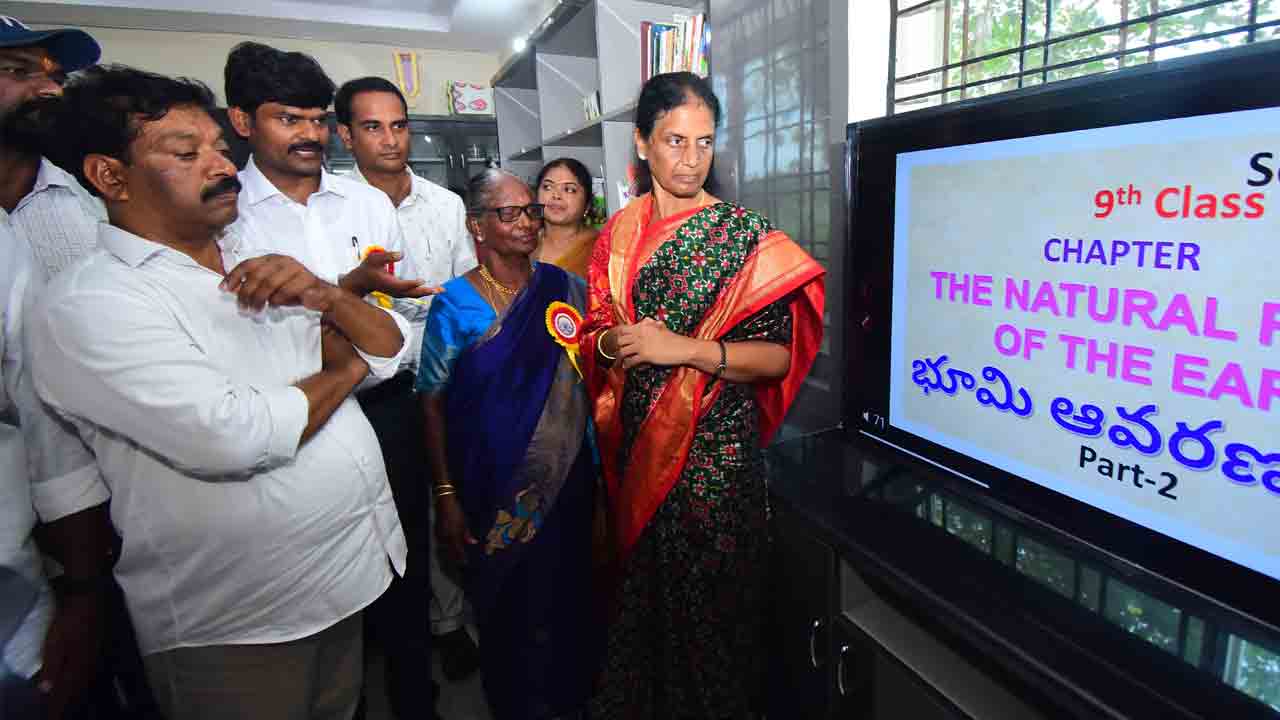 బడుల అభివృద్ధిలో భాగస్వాములు కావాలి