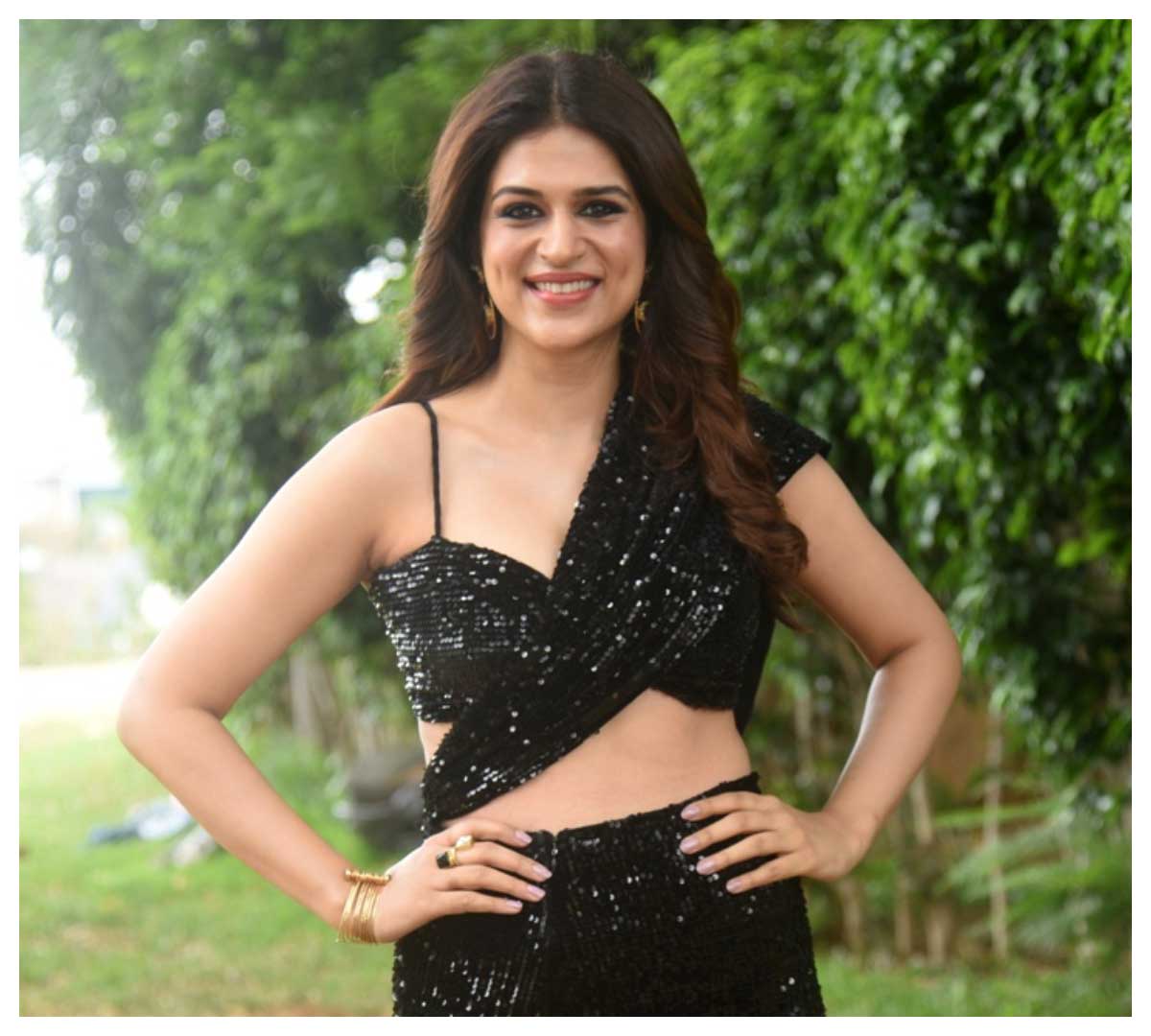 Shraddha Das | అర్థం మూవీ టీజర్ ఈవెంట్‌లో శ్రద్ధాదాస్
