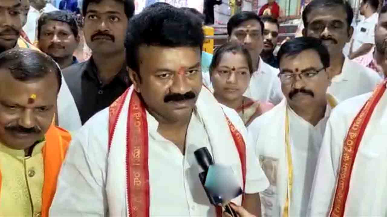 పండుగలు గొప్పగా జరగాలి.. ప్రజలు సంతోషంగా ఉండాలి: మంత్రి తలసాని