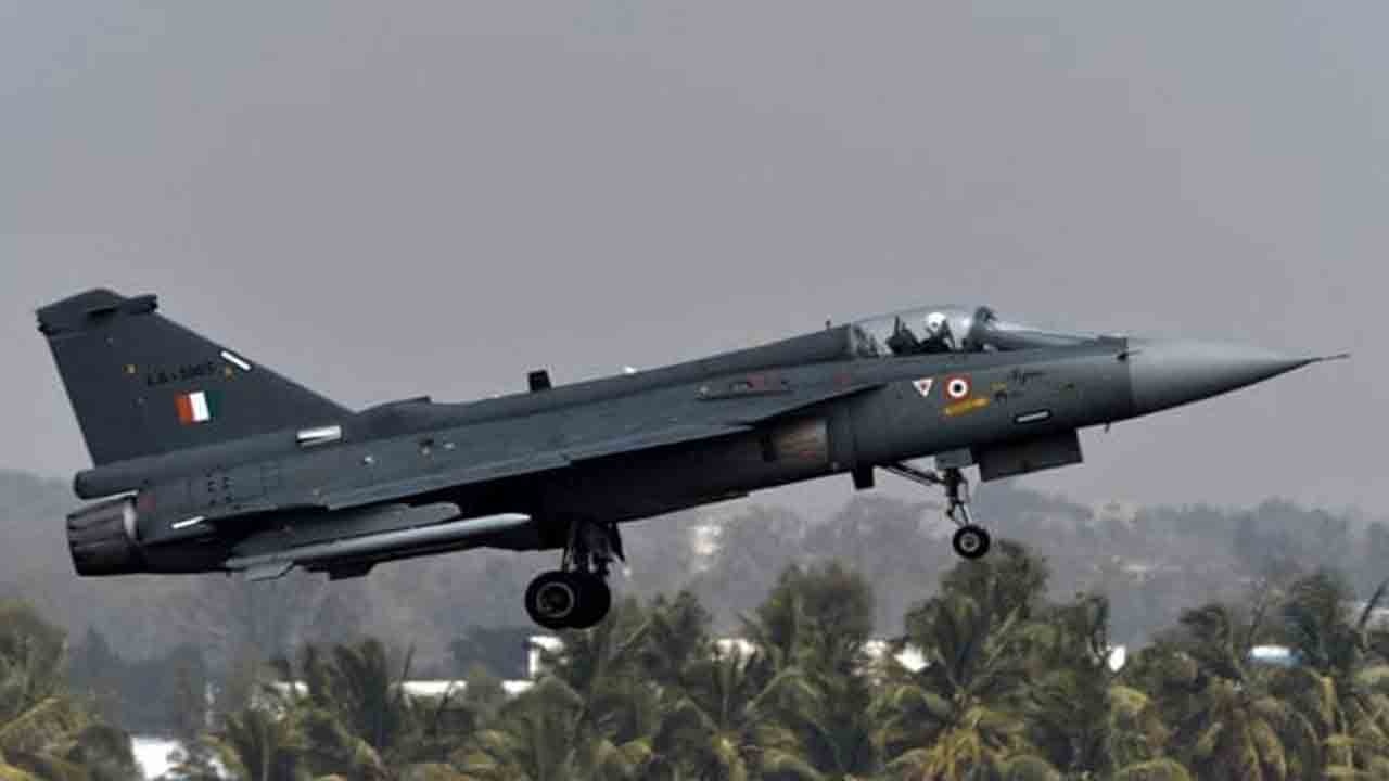 మలేషియాకు 18 తేజస్ ఫైటర్ జెట్స్‌… అమ్మనున్న భారత్