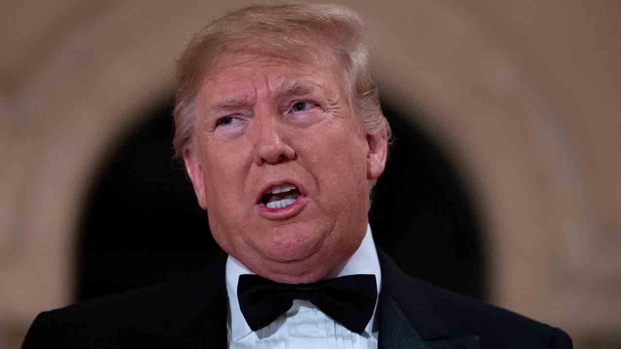 ట్రంప్‌ ఇంటిలో ఎఫ్‌బీఐ సోదాలు