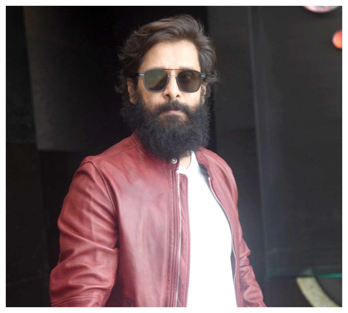 Vikram | కోబ్రా మూవీ ప్రెస్ మీట్‌లో విక్రమ్..