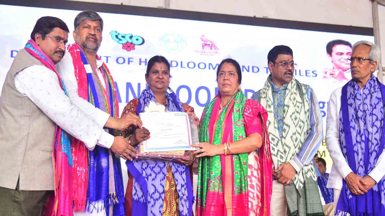 ప్రతిభకు ప్రశంస..