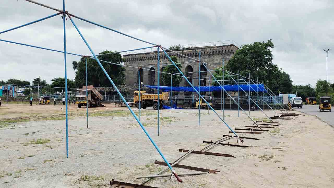 చారిత్రక కోటలో వజ్రోత్సవాలు