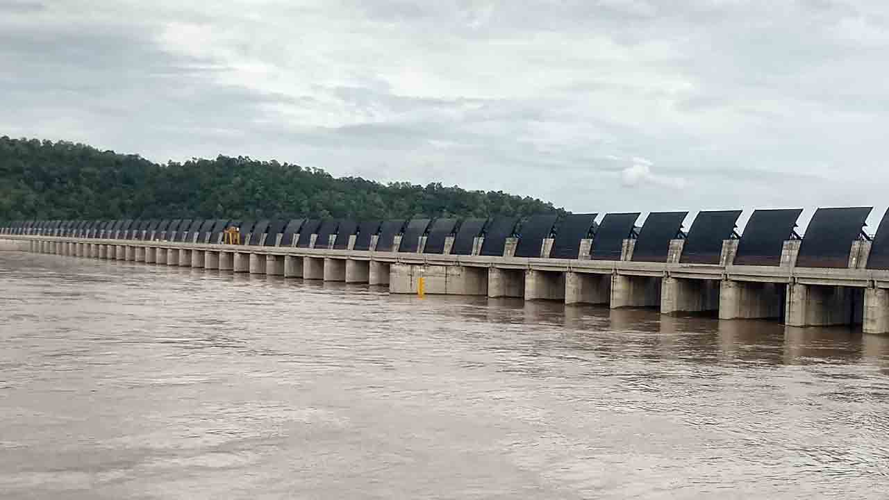 గోదావరి పరుగులు