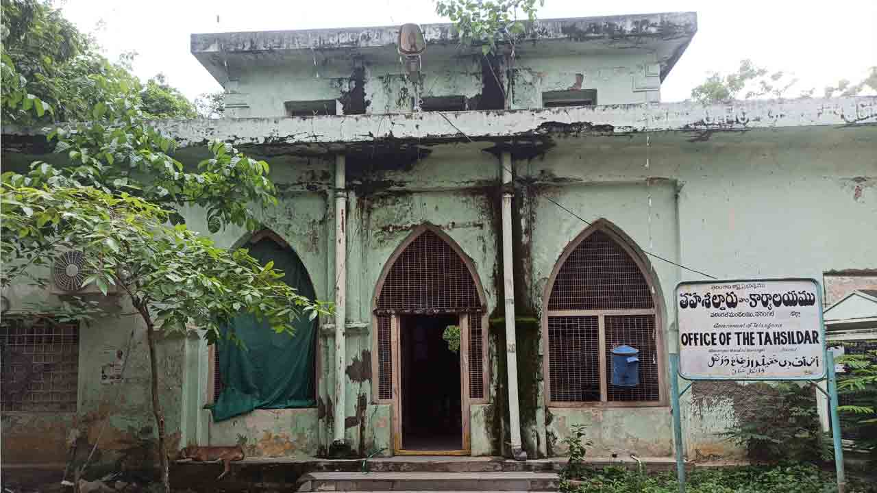 కార్యాలయాల నిర్మాణానికి ప్రతిపాదనలు