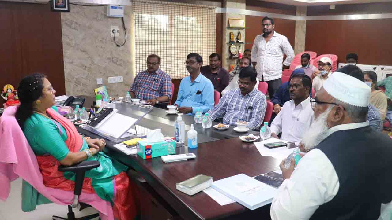 సిటిజన్‌ చార్టర్‌ను అమలు చేయాలి